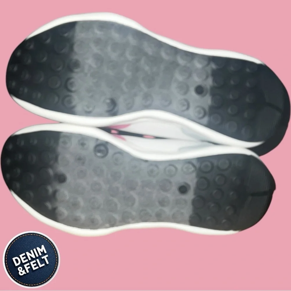 Vintage Havana Women’s Shoes/Sneakers | Color: White/Glitter Silver/Fuchsia |NEW